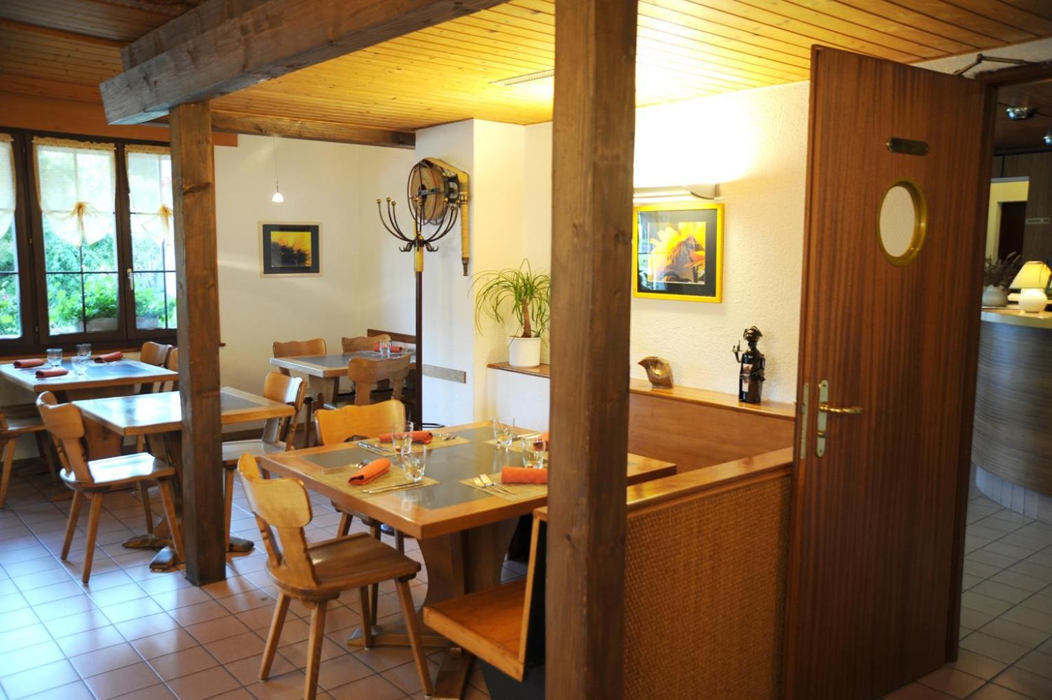 Auberge Du Prevoux Le Locle Luaran gambar